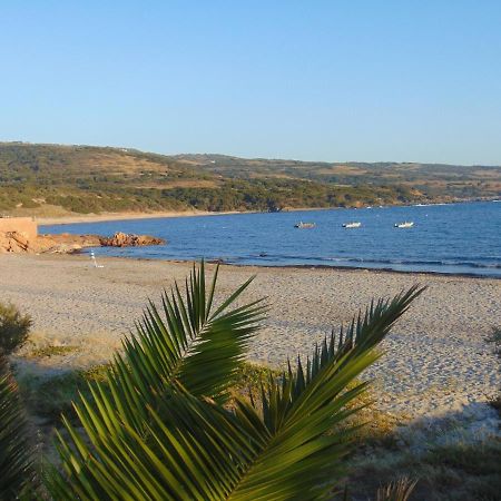 Casa Vacanza Costa Rossa Vista Mare Trinità dʼAgultu Exteriör bild