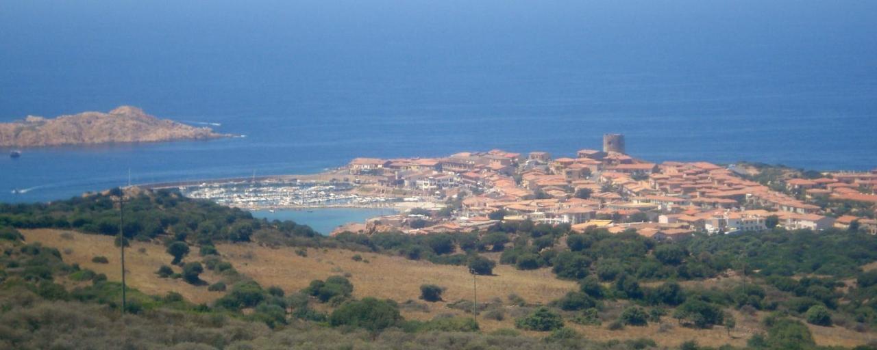 Casa Vacanza Costa Rossa Vista Mare Trinità dʼAgultu Exteriör bild