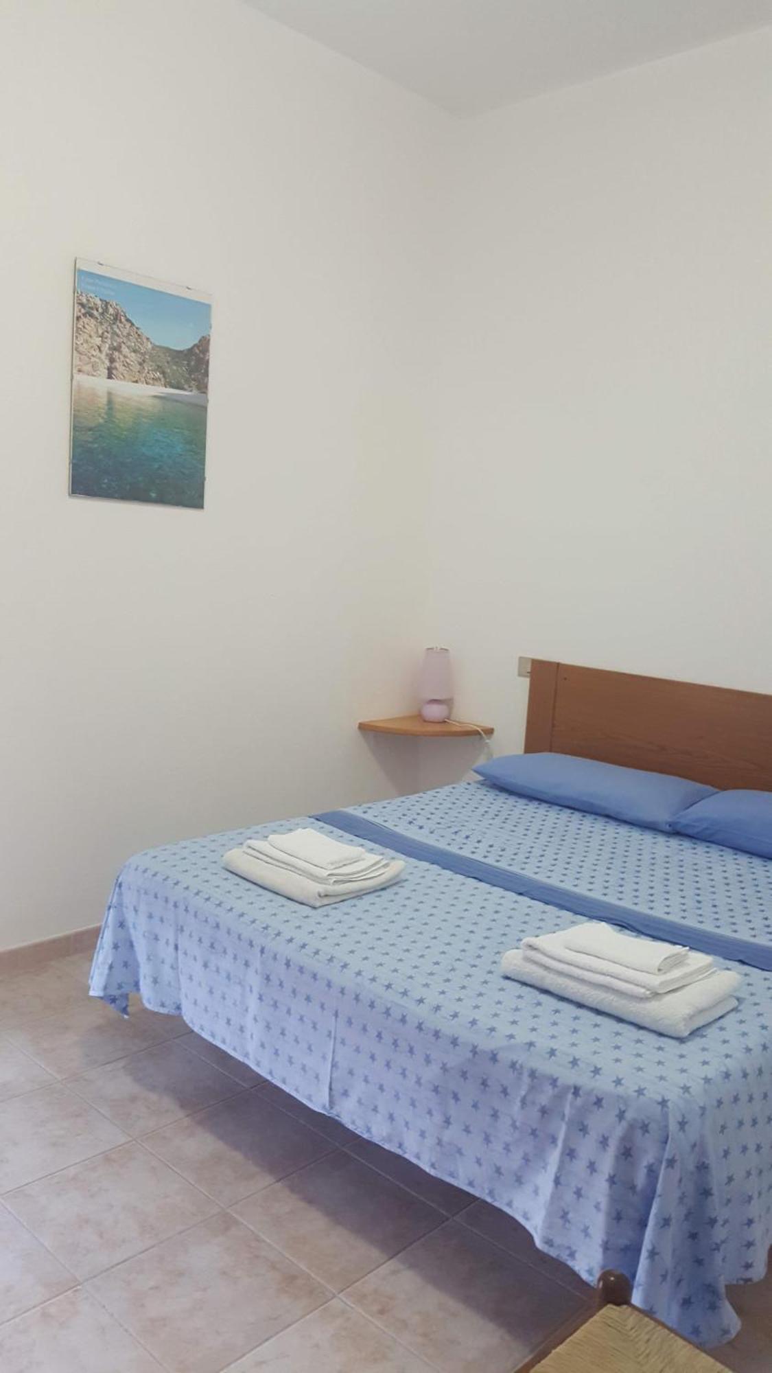 Casa Vacanza Costa Rossa Vista Mare Trinità dʼAgultu Rum bild